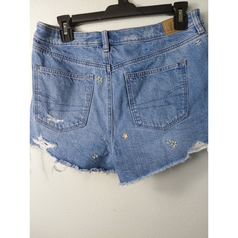 American Eagle High Rise Floral Embroidered  Distressed Denim Mom Shorts 8 Blue - Picture 4 of 7